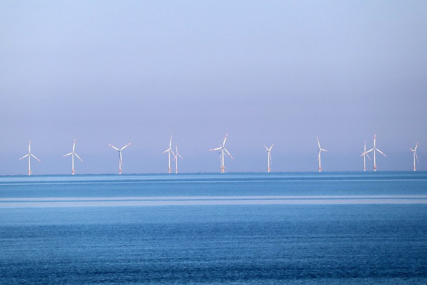 Accurate synchronisation for offshore wind